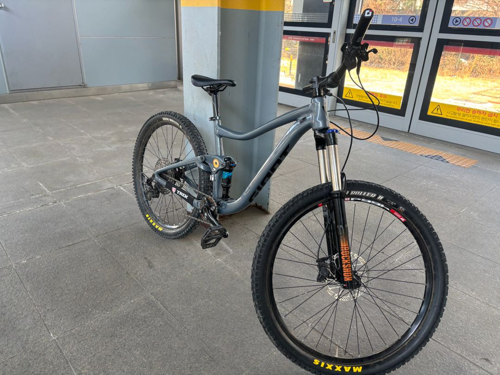 자이언트 트랜스 풀샥 mtb 자전거 판매합니다--2