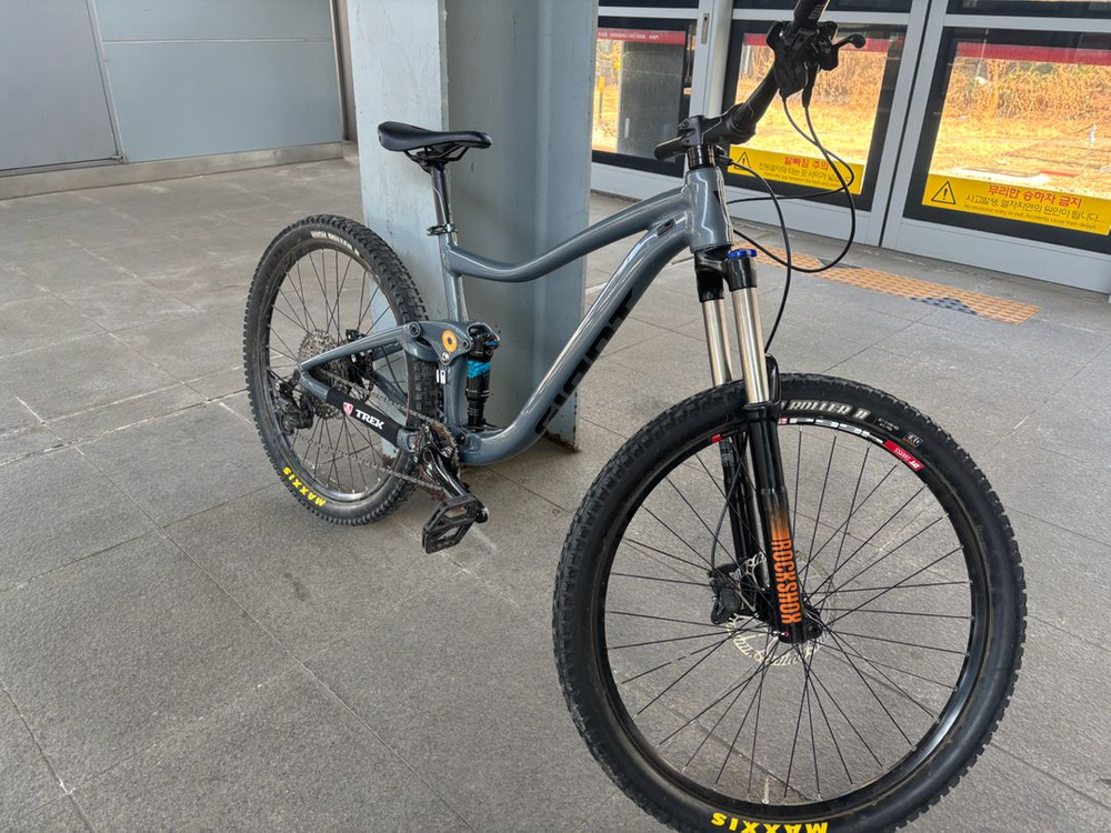 자이언트 트랜스 풀샥 mtb 자전거 판매합니다--3