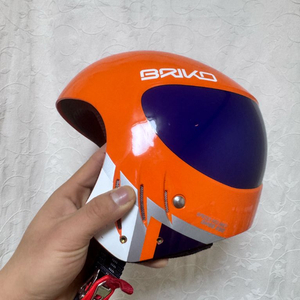 브리코 스키헬멧