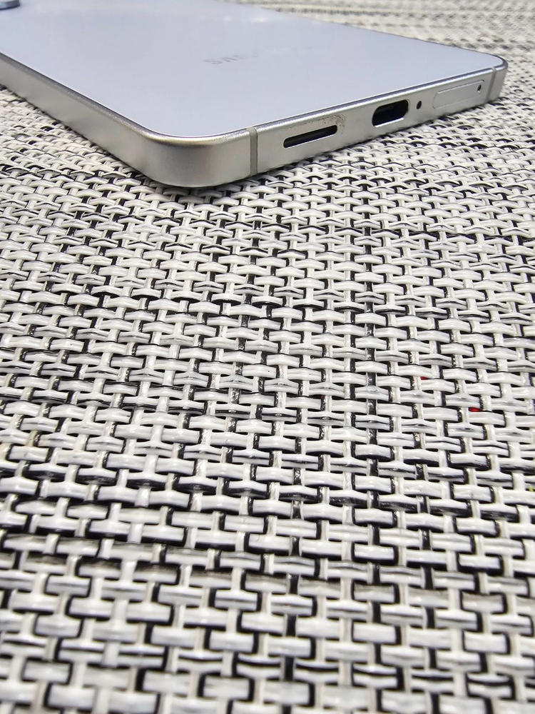 (신폰급) 갤럭시 S25엣지 256G 아이스블루 25년 6월개통 무기스 무찍힘 초SSS급 80만팝니다@--5