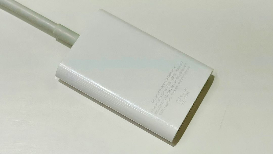 애플정품 SD카드 리더기 USB-C타입--3