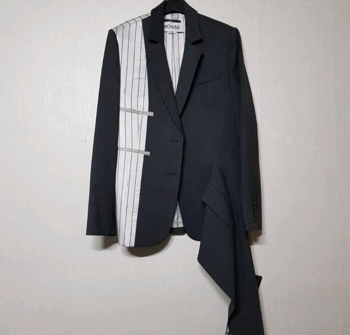 여성 몬세 비데칭 자켓 프리사이즈--1