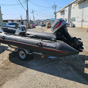 조디악 고무보트