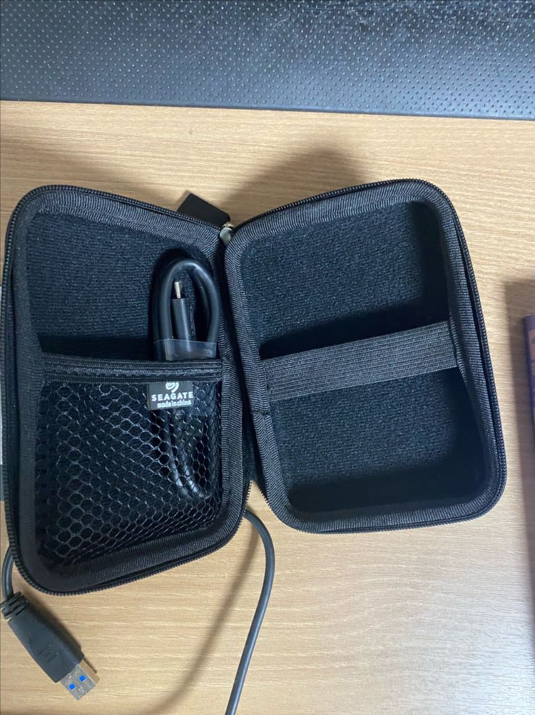 씨게이트 외장하드 ssd 500GB--1