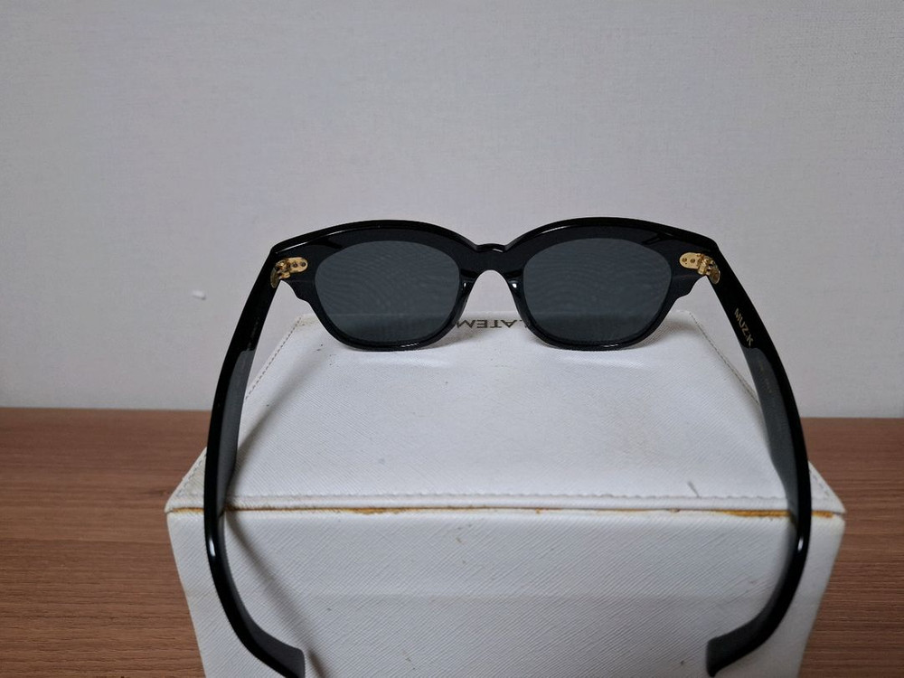 MUZIK 선글라스--2