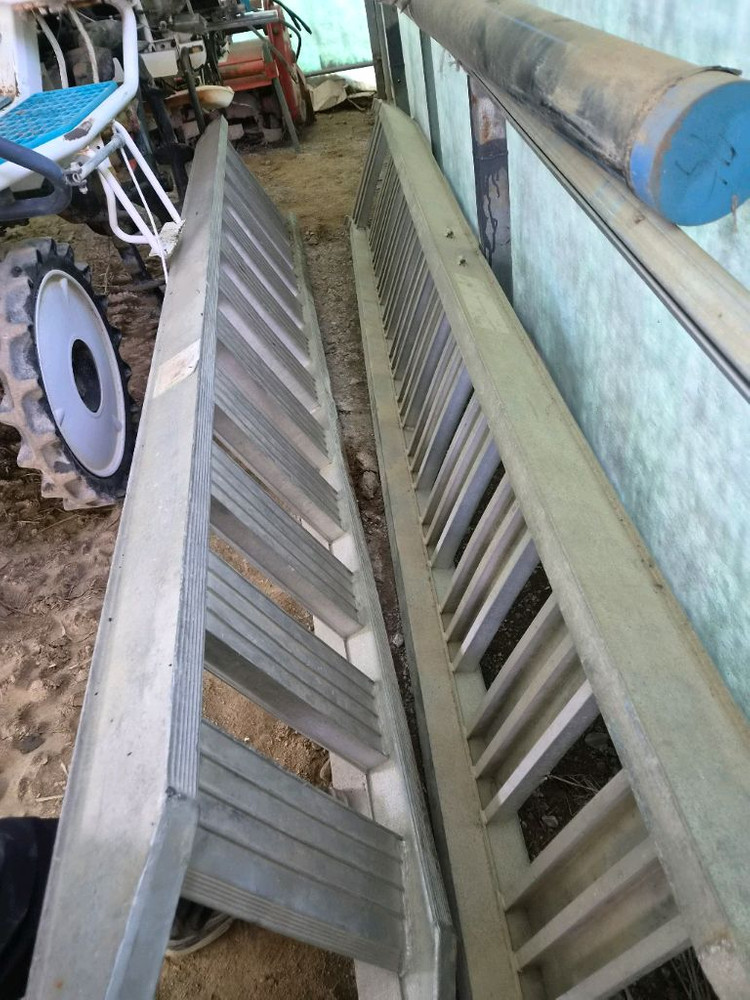 원형 알루미늄 사다리--1