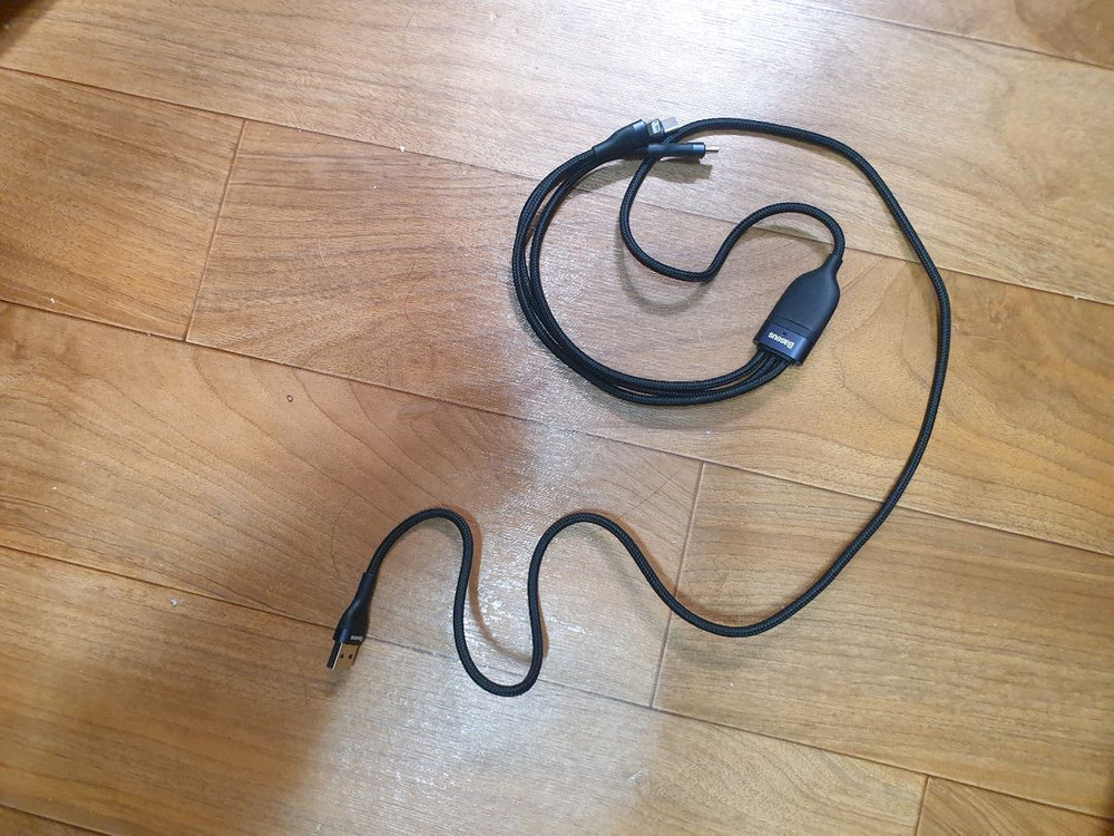 Baseus 3-in-1 충전 케이블--1