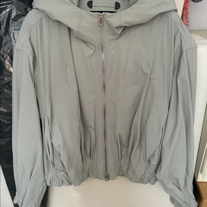 25ss 송지오옴므 셔링 후드점퍼 95사이즈