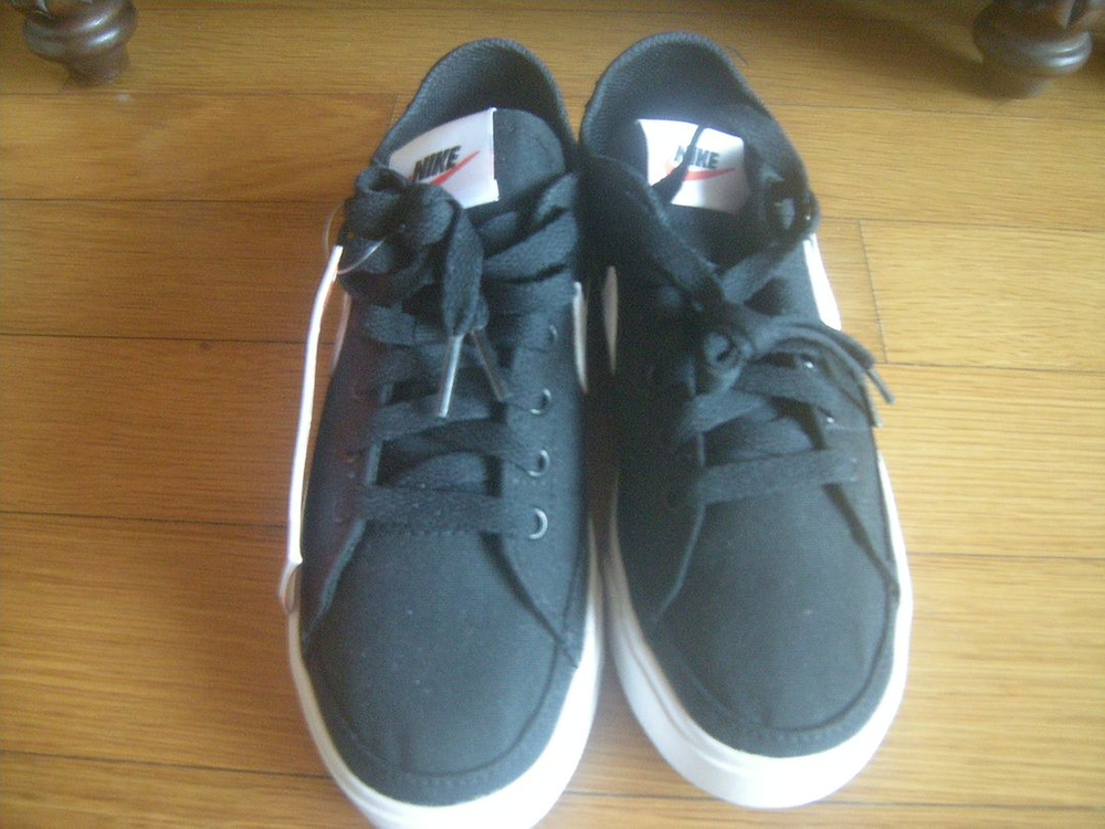 나이키우먼스 코트 레거시 캔버스화230사이즈/아디다스 노스페이스 러닝조깅헬스요가배낭야구골프 캠핑 조던acg 아이폰 이미지