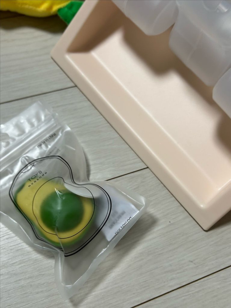반려동물 장난감 용품 일괄 이미지