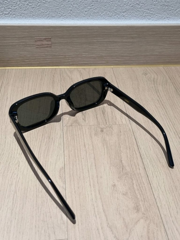 블랙 선글라스--1