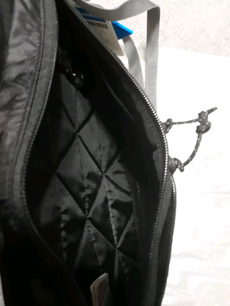 컬럼비아 샤코슈백 새제품 만원 이미지