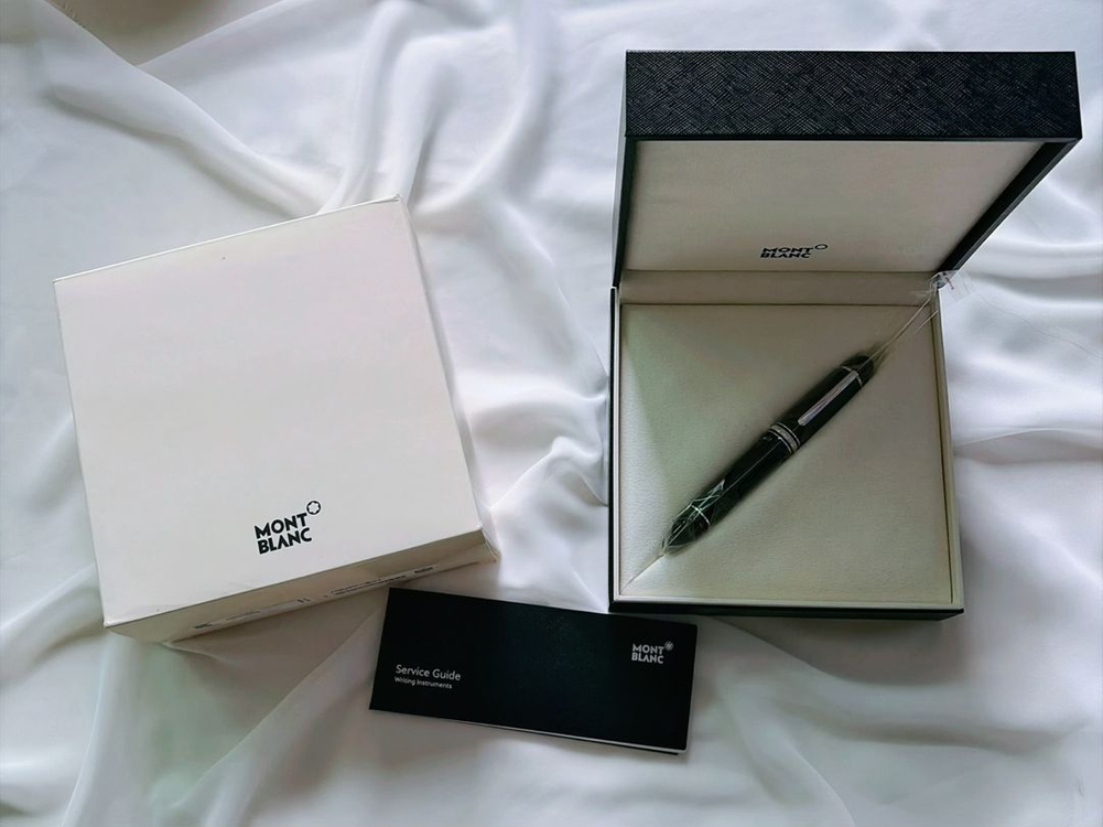 몽블랑 P149 만년필(M) 팝니다.--1