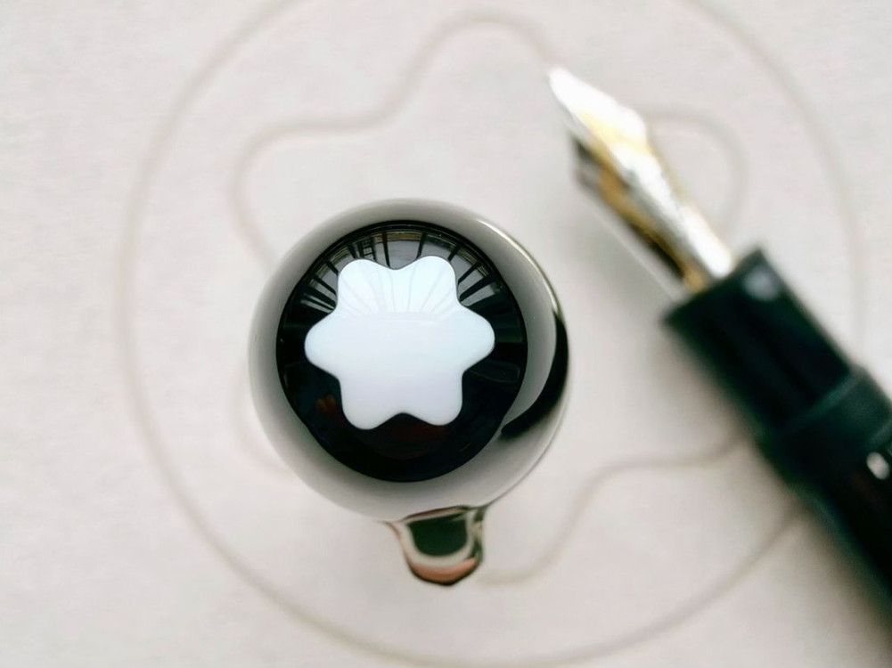 몽블랑 P149 만년필(M) 팝니다.--4