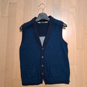 지이크 니트 베스트