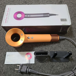 차이슨 슈퍼소닉 드라이기 220V 토파즈 거치대포함 2종노즐 (새상품) 이미지