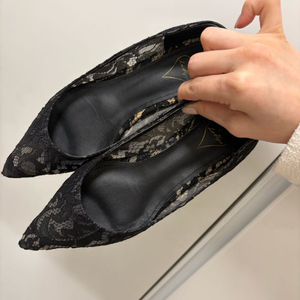 이현슈즈 레이스플랫 235사이즈