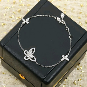 새상품) 고퀄 악세 나비 큐빅 팔찌 판매해요