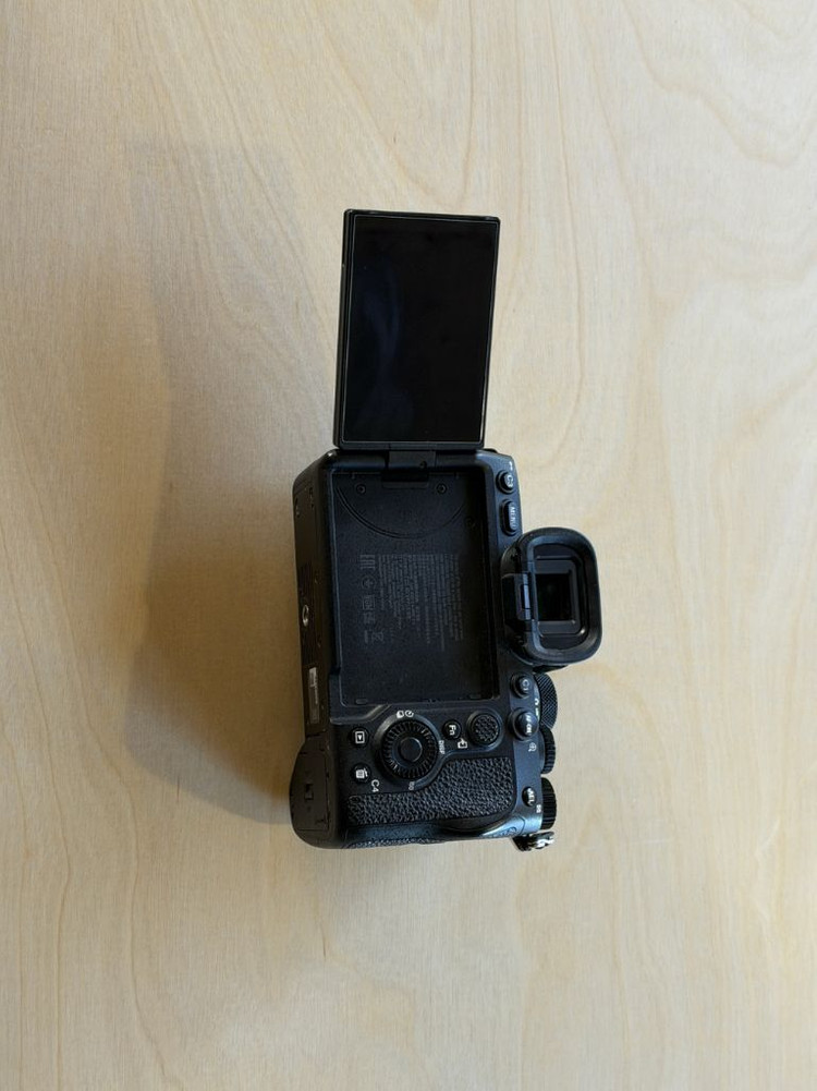 Sony A7M4 케이지 포함--2