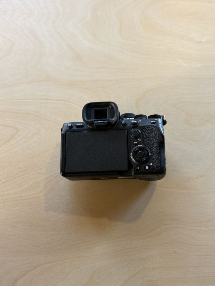 Sony A7M4 케이지 포함--3