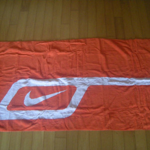 나이키ACG루나패딩95M오렌지 구버전레어+나이키레트로수건타올(사은품 나이키리유저블쇼핑백)/아디다스 러닝캠핑 아이폰