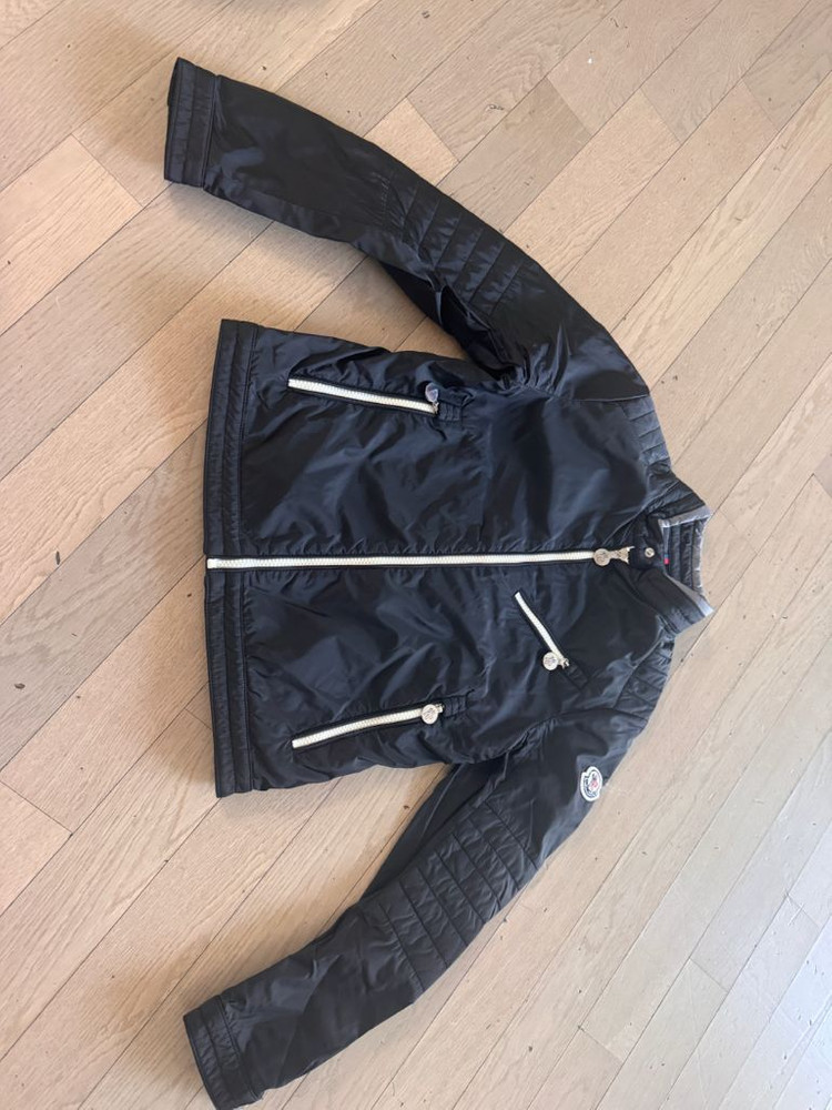 몽클레어 주니어 바람막이 10Y--1