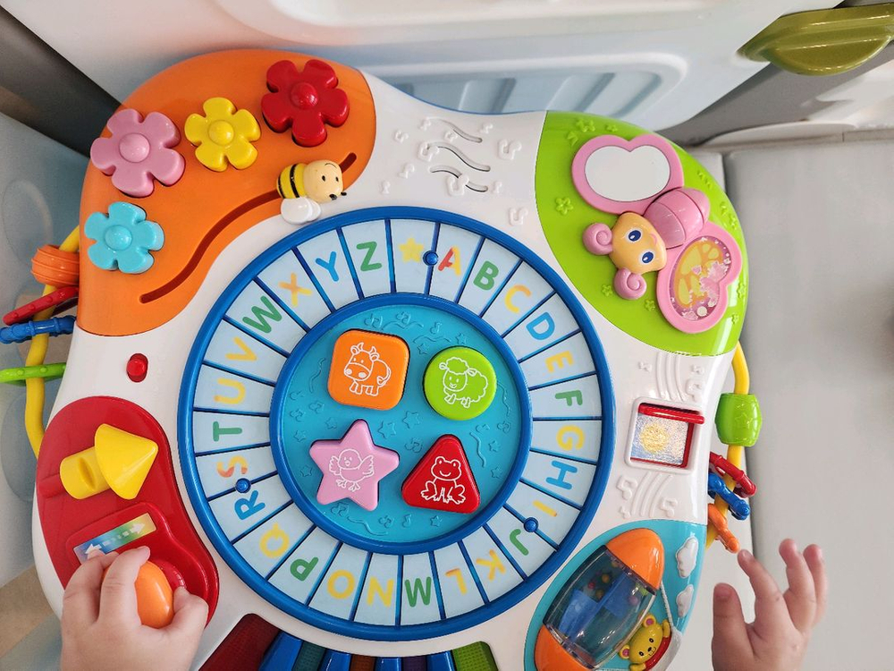 윈펀 뉴 러닝 테이블 기차있고 구성품다있고 정상작동 소근육 대근육 인지발달등 아이에게 도움되는 교구--2