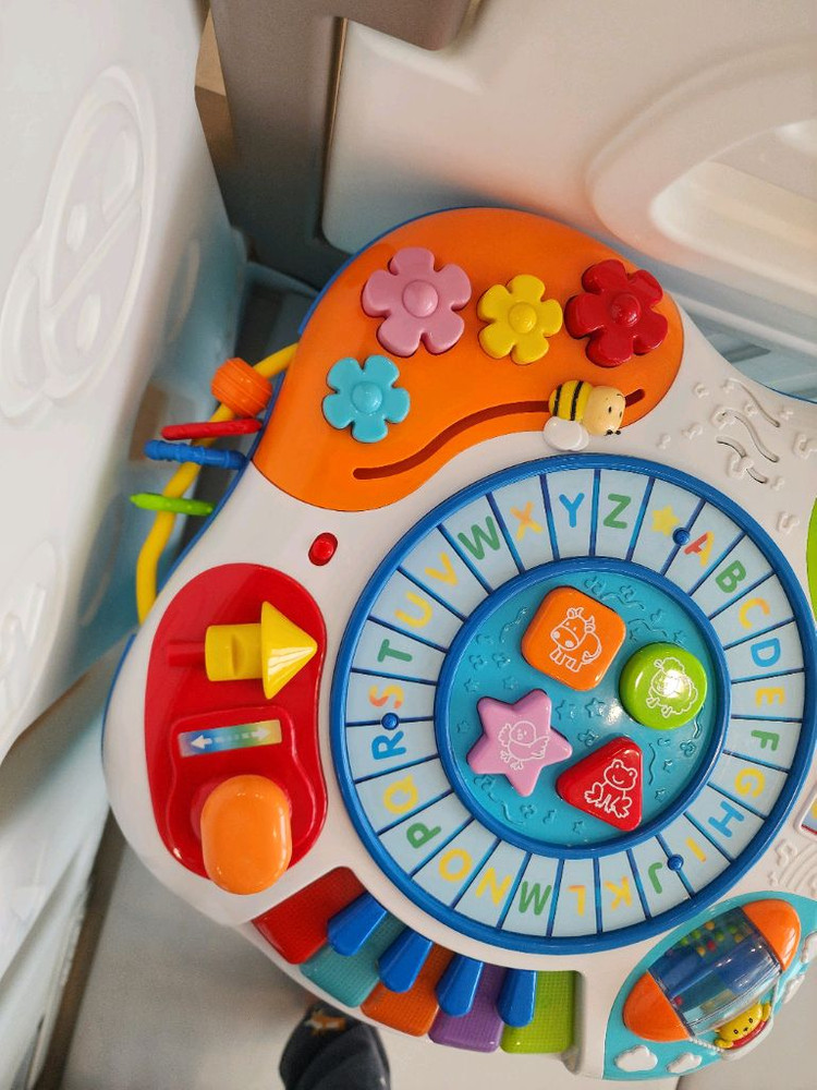 윈펀 뉴 러닝 테이블 기차있고 구성품다있고 정상작동 소근육 대근육 인지발달등 아이에게 도움되는 교구--3