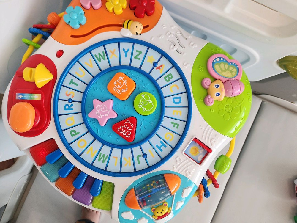 윈펀 뉴 러닝 테이블 기차있고 구성품다있고 정상작동 소근육 대근육 인지발달등 아이에게 도움되는 교구--4