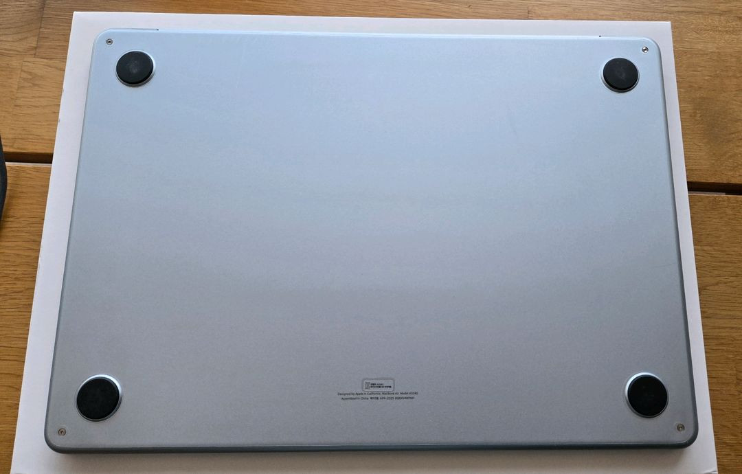 맥북 에어 M4 13인치 16GB/256GB--2