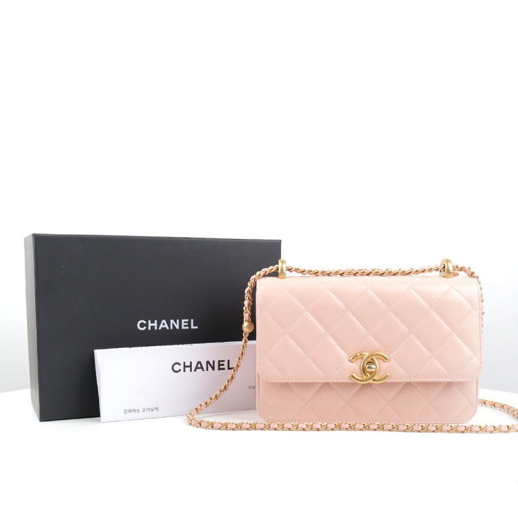 [중고명품다올] 샤넬 공방 골드볼 스몰 카프스킨 라이트 핑크 체인 플랩백 AS2649--1