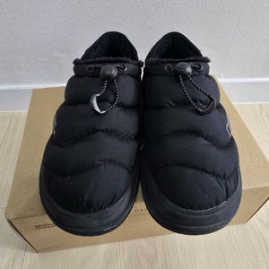 내셔널지오그래픽 플러피 슬립온 부츠 255사이즈 블랙