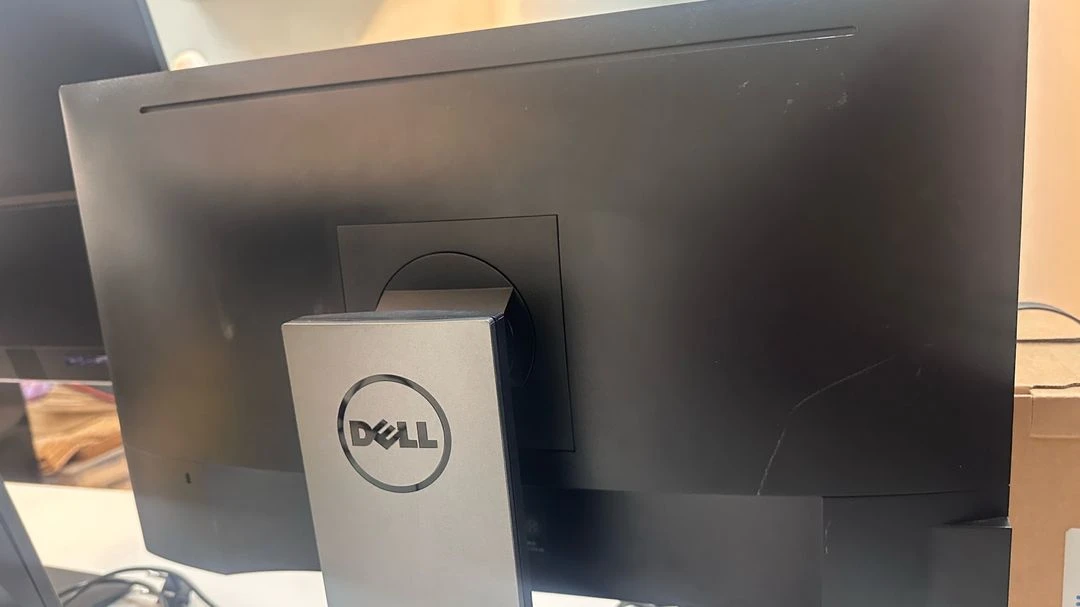 Dell 24인치 모니터 이미지