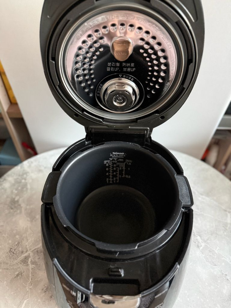 10인용 IH압력밥솥(새상품급)--2