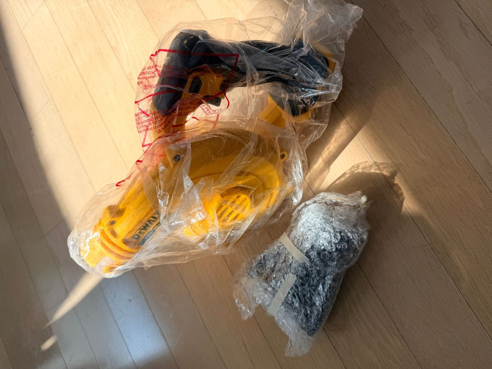 디월트 대포 60V MAX 송풍기 + 9AH 60v배터리+디월트소포(작은송풍기)+숏노즐세트(미사용품)--5