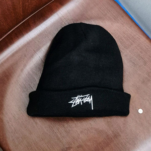 스투시 STUSSY 블랙 비니 이미지