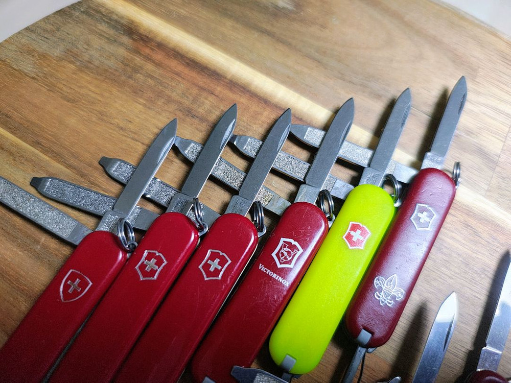 빅토리녹스 미니, 클래식, sd, 호각, 야광 등 이미지