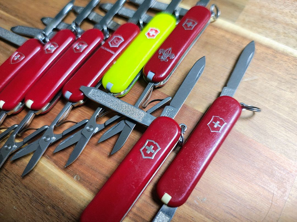 빅토리녹스 미니, 클래식, sd, 호각, 야광 등 이미지