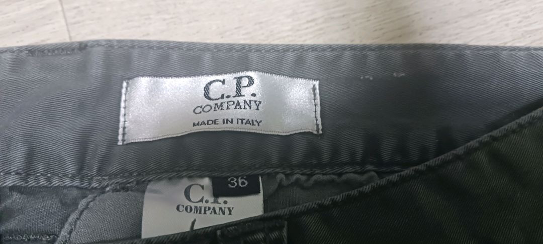 C. P 컴퍼니렌즈카고 팬츠--2