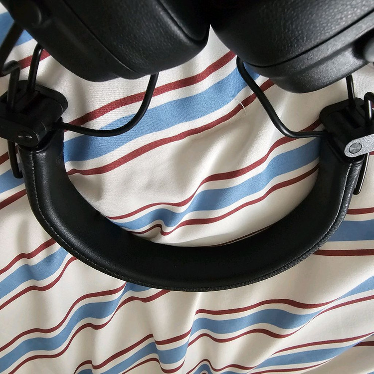 마샬 메이저5 블랙 헤드셋 판매합니다.(한국 소비코 정품)--4