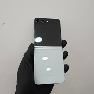 갤럭시Z플립5 256기가 민트 (무잔상) / 0304