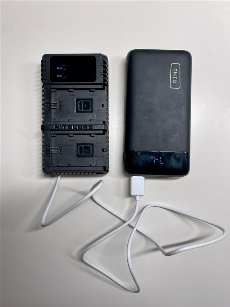 나이트코어 USN4-PRO 소니 FZ100 배터리 듀얼충전기--2