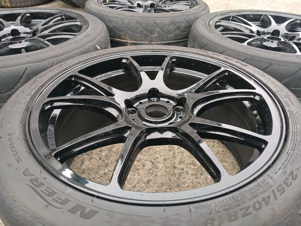 코닉 18인치 중고 휠 235 40 18 타이어 세팅 제품 팝니다--6