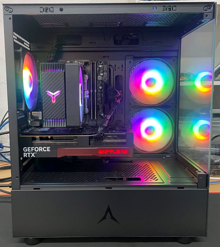 RTX 5060 / i5-14400F 게이밍 PC (32GB, 거의 새거) 이미지