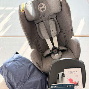 싸이벡스 제로나 플러스 360도 회전형 카시트 그레이