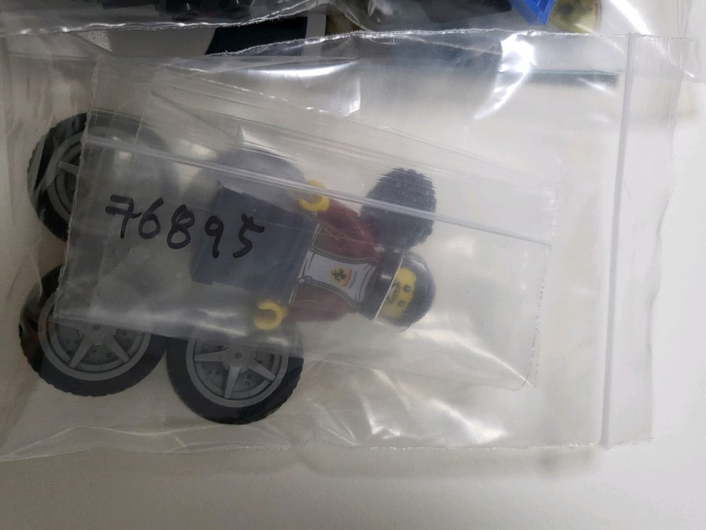 레고 스피드챔피언 76895--2