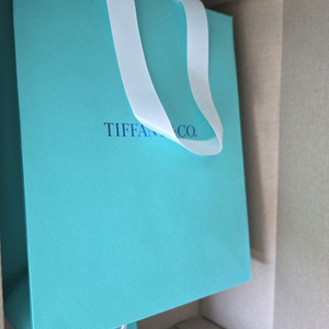 티파니 프로포즈 반지(6발 프롱, 티파니셋팅, 3부) 미사용 팔아요