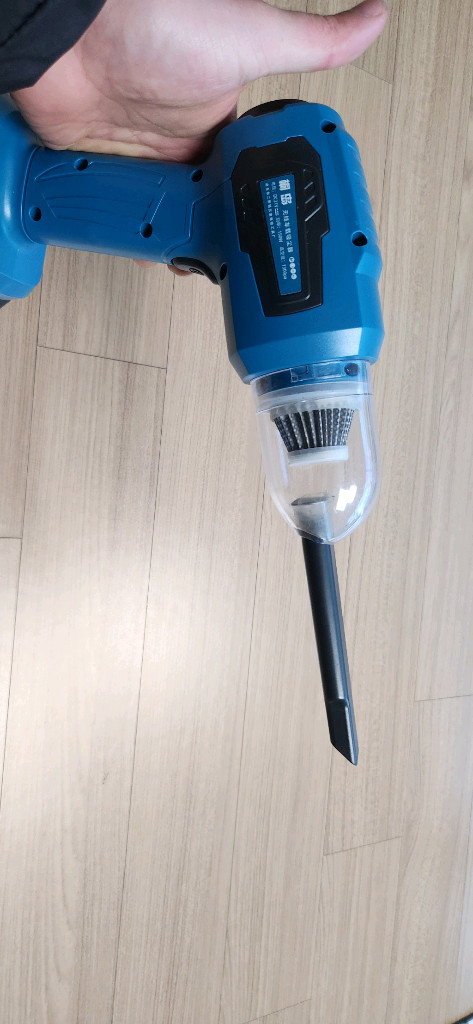 보쉬 배터리용 차량 청소기 이미지