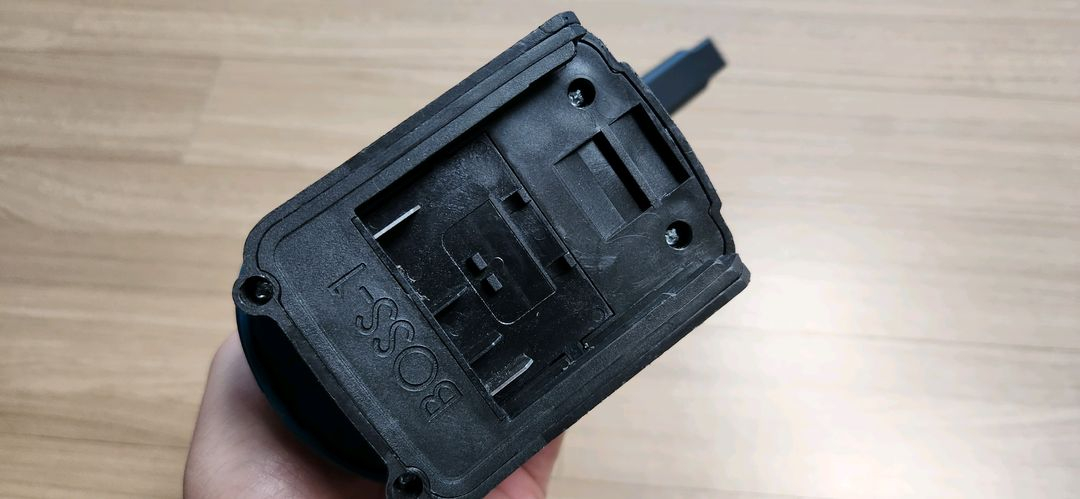 보쉬 배터리용 차량 청소기 이미지