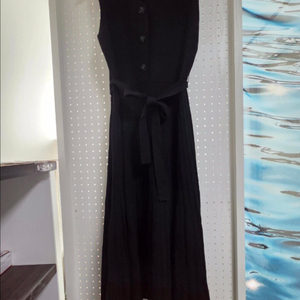 한섬 마인 mine 울100 니트 슬리브리스 원피스 프리